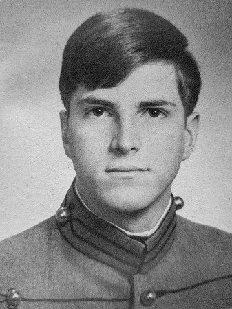 Dominguez, Michael Luis