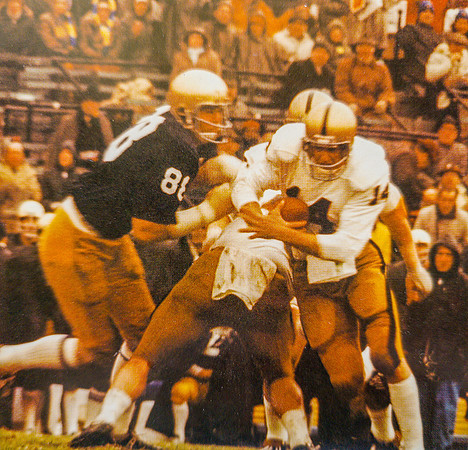 Gillogly scrambling for a gain.