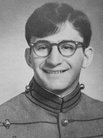 Gianakouros, Fred Dean